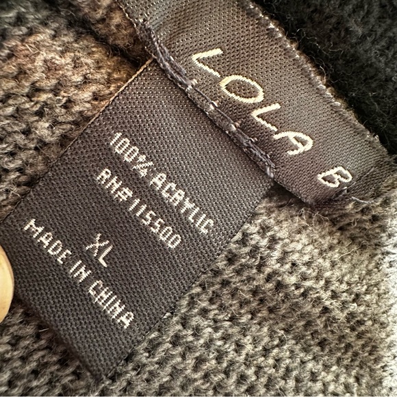 Lola Gray Knit Sweater - Picture 4 of 5